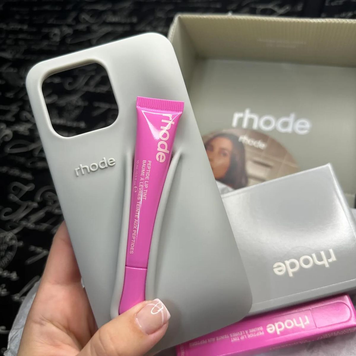 Natural-Titanium Rhode Case