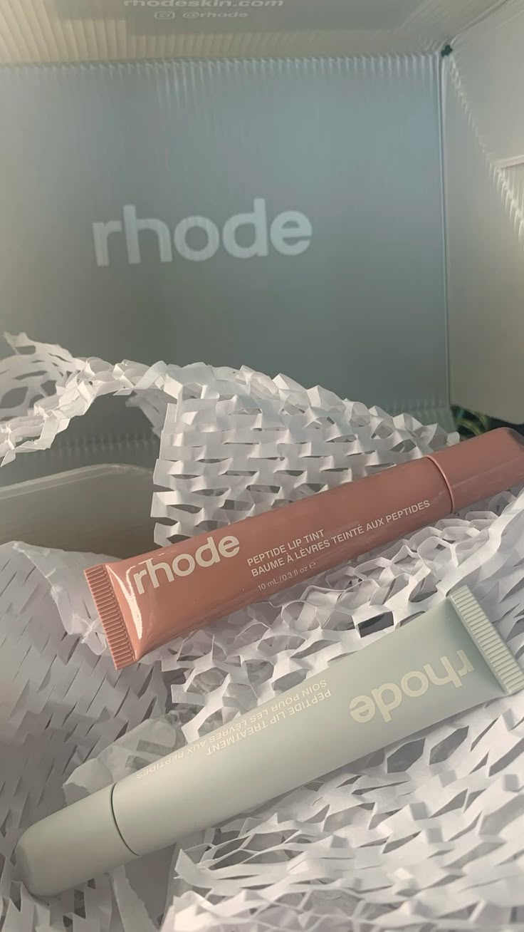 Rhode Peptide Lip Tint - Natural Unscented Sans Perfum