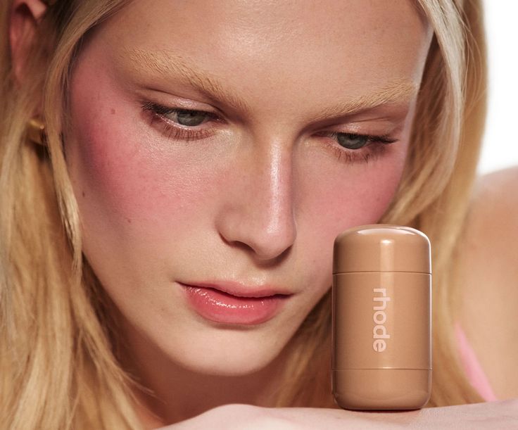 Rhode - Pocket Blush